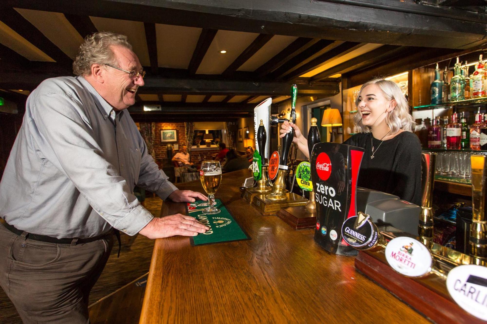 ザ ブラック スワン イン Horsham St Faith エクステリア 写真